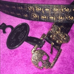 REVOLUTION L/XL skull belt